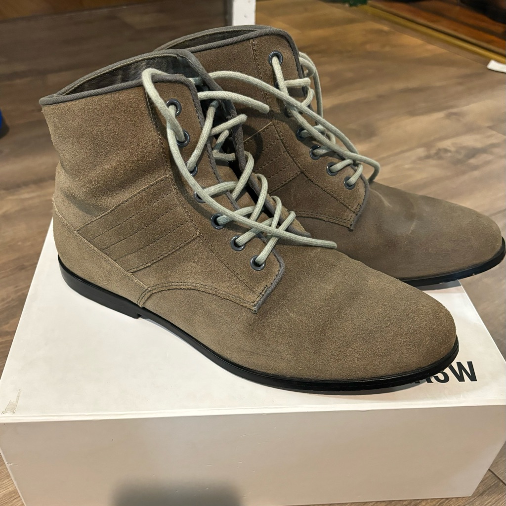 Kr3w Madison Boots In Grey Oiled Suede W/ Box